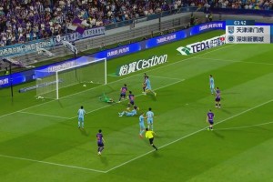 主场首胜！津门虎3-0九人新鹏城 深圳10分钟连吃2红孔帕尼奥破门